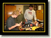 IMG_1915 * Robert, John and Art working on the electronics. * Robert, John and Art working on the electronics. * 3072 x 2048 * (3.43MB)